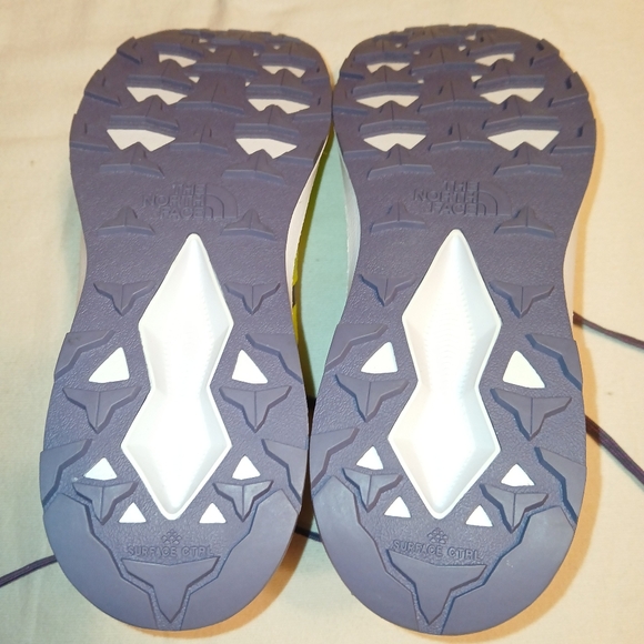 NWOT Sz.9.5 Womens The North Face Vectiv Enimus Sneakers - Picture 8 of 10